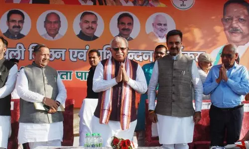 Haryana : सरकार मेयर चुनाव में तेजी लाने पर काम कर रही है खट्टर Haryana : सरकार मेयर चुनाव में तेजी लाने पर काम कर रही है खट्टर