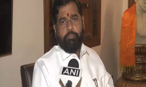 उद्धव के निजी स्वार्थ के कारण कांग्रेस के साथ गठबंधन हुआ: एकनाथ शिंदे ने UBT Sena पर निशाना साधा उद्धव के निजी स्वार्थ के कारण कांग्रेस के साथ गठबंधन हुआ: एकनाथ शिंदे ने UBT Sena पर निशाना साधा