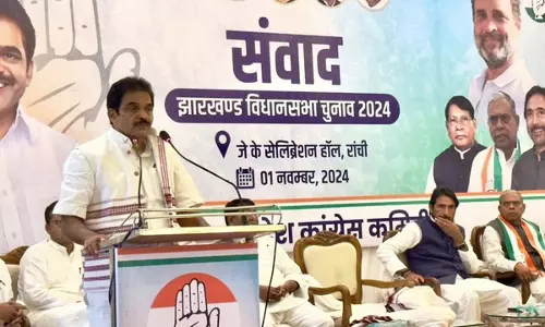 KC वेणुगोपाल ने पीएम मोदी के कांग्रेस के झूठे वादे के कटाक्ष पर पलटवार किया KC वेणुगोपाल ने पीएम मोदी के कांग्रेस के झूठे वादे के कटाक्ष पर पलटवार किया