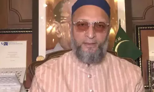 केंद्र Waqf Board में गैर-मुस्लिमों को चाहता है- ओवैसी केंद्र Waqf Board में गैर-मुस्लिमों को चाहता है- ओवैसी