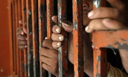 Saharanpur: ट्रेनों में लूटपाट करने वाले तीन आरोपी गिरफ्तार Saharanpur: ट्रेनों में लूटपाट करने वाले तीन आरोपी गिरफ्तार