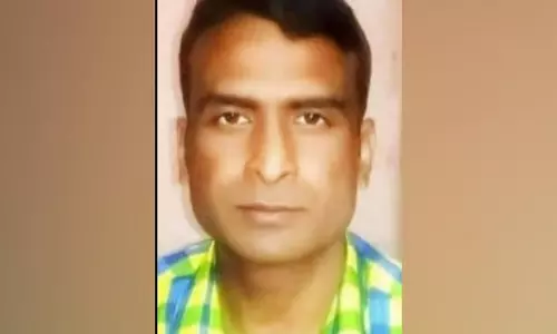 Assam : जबरन वसूली के आरोप में दूरनीतिर दर्पण के संपादक गिरफ्तार Assam : जबरन वसूली के आरोप में दूरनीतिर दर्पण के संपादक गिरफ्तार