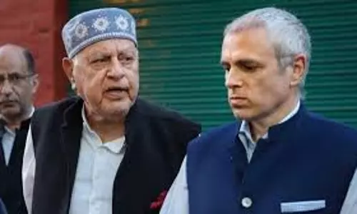 Srinagar: हम जम्मू-कश्मीर को केंद्र शासित प्रदेश का दर्जा स्वीकार नहीं करते: फारूक अब्दुल्ला