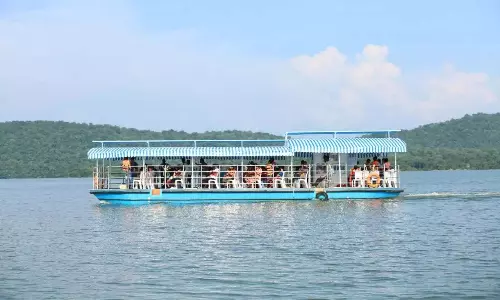 Telangana: आज से नागार्जुनसागर के लिए क्रूज टूर Telangana: आज से नागार्जुनसागर के लिए क्रूज टूर