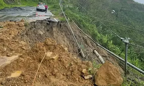 Meghalaya सरकार को गारो हिल्स में बिजली के बुनियादी ढांचे को बारिश से हुए