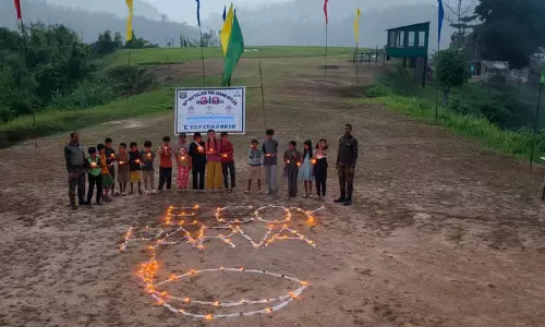 Mizoram : असम राइफल्स ने स्थानीय समुदायों के साथ दिवाली मनाई