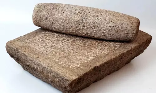 सिलबट्टे से गंदी गंध आती  तो जानिए आसान टिप्स