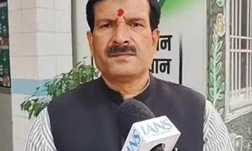 पीएम मोदी को पहले अपना सच बताना चाहिए: मृत्युंजय तिवारी