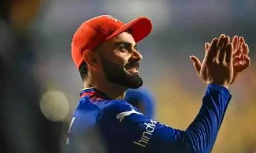 Virat Kohli 2027 तक आरसीबी के साथ रहेंगे Virat Kohli 2027 तक आरसीबी के साथ रहेंगे