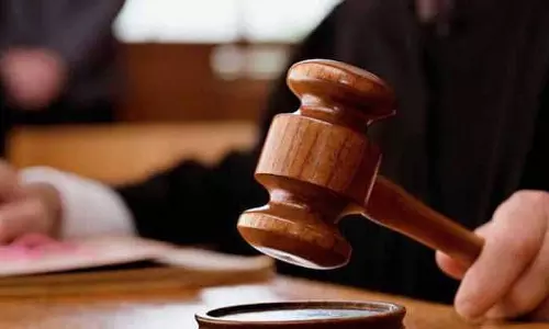 Chandigarh: जबरन वसूली के मामले में सरकारी कर्मचारी को जमानत मिली Chandigarh: जबरन वसूली के मामले में सरकारी कर्मचारी को जमानत मिली