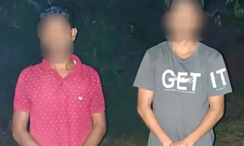 Assam : करीमगंज में दो और बांग्लादेशी नागरिक गिरफ्तार Assam : करीमगंज में दो और बांग्लादेशी नागरिक गिरफ्तार