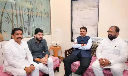 देवेंद्र फडणवीस उन BJP नेताओं से मुलाकात जो चुनाव लड़ने के इच्छुक देवेंद्र फडणवीस उन BJP नेताओं से मुलाकात जो चुनाव लड़ने के इच्छुक