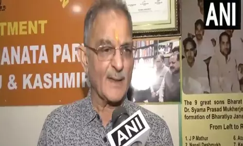 कविन्द्र गुप्ता ने कहा, NC अध्यक्ष को गैरजिम्मेदाराना बयान नहीं देना चाहिए कविन्द्र गुप्ता ने कहा, NC अध्यक्ष को गैरजिम्मेदाराना बयान नहीं देना चाहिए