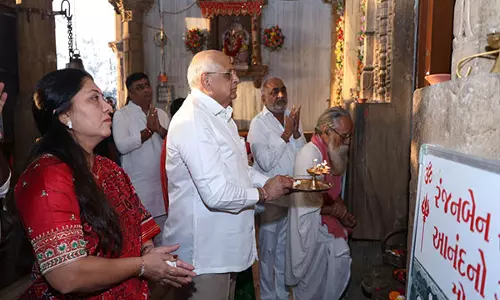 भूपेन्द्र पटेल ने Gandhinagar में पंचदेव मंदिर के दर्शन के साथ विक्रम संवत 2081 की शुरुआत की