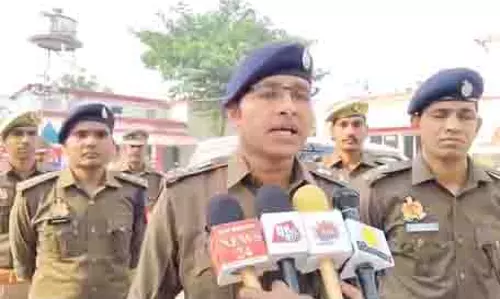 Gonda पुलिस अधीक्षक द्वारा बाईक रैली निकाल कर सड़क सुरक्षा यातायात माह का किया गया शुभारम्भ