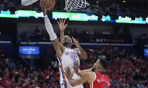 Gilgeous-Alexander ने 30 अंक बनाए, थंडर ने ट्रेल ब्लेज़र्स पर जीत दर्ज की Gilgeous-Alexander ने 30 अंक बनाए, थंडर ने ट्रेल ब्लेज़र्स पर जीत दर्ज की