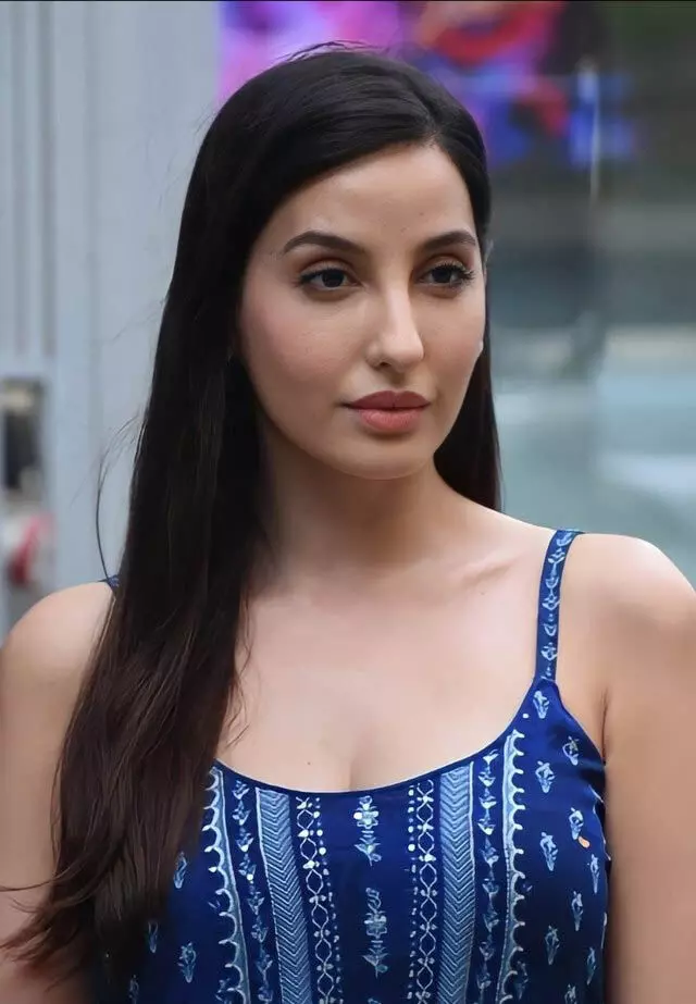 Nora Fatehi एक बॉलीवुड अभिनेत्री हैं जिन्हें डांसिंग क्वीन के नाम से जानते