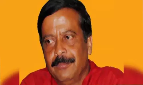 Odisha: ओडिशा के मंत्री सुरेश पुजारी का कहना है कि चक्रवात सहायता Odisha: ओडिशा के मंत्री सुरेश पुजारी का कहना है कि चक्रवात सहायता
