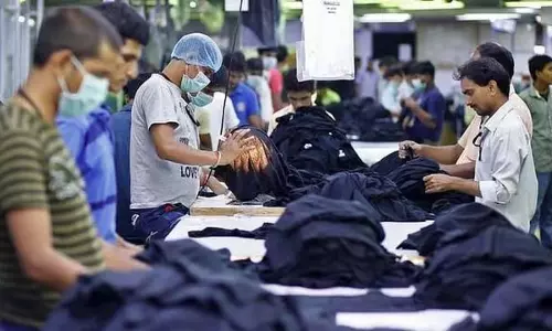 Bangladesh unrest: भारतीय परिधान निर्यातकों को मिल रहा लाभ Bangladesh unrest: भारतीय परिधान निर्यातकों को मिल रहा लाभ