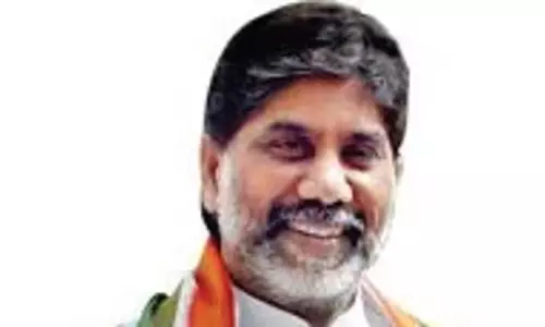 Deputy CM Mallu Bhatti बस से अपनी पदयात्रा करेंगे Deputy CM Mallu Bhatti बस से अपनी पदयात्रा करेंगे