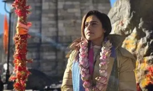 नुसरत ने पहली बार केदारनाथ, बद्रीनाथ के दर्शन की झलकियां साझा कीं नुसरत ने पहली बार केदारनाथ, बद्रीनाथ के दर्शन की झलकियां साझा कीं