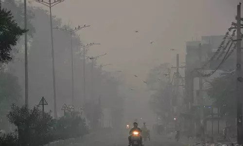 पवित्र शहर गैस चैंबर में तब्दील, लगातार तीसरे दिन AQI बहुत खराब
