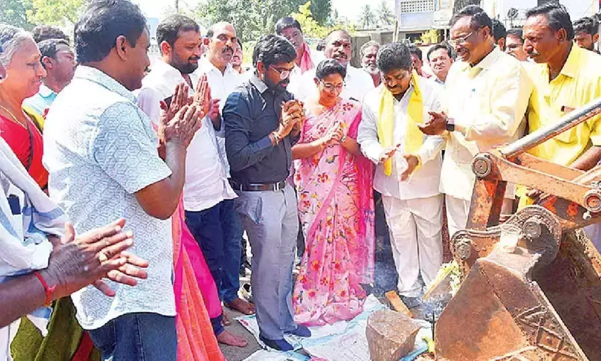 Andhra Pradesh: कृष्णा जिले के लिए 14.76 करोड़ रुपये मंजूर Andhra Pradesh: कृष्णा जिले के लिए 14.76 करोड़ रुपये मंजूर