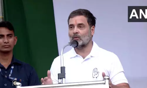 वायनाड की जनता से राहुल गांधी ने बहन प्रियंका के लिए मांगे वोट वायनाड की जनता से राहुल गांधी ने बहन प्रियंका के लिए मांगे वोट
