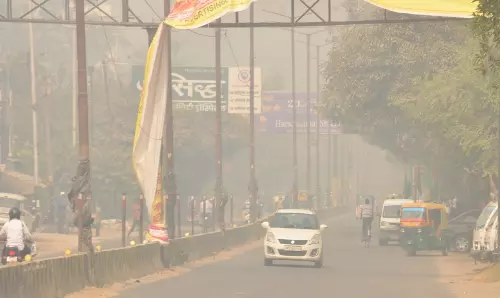 Kanpur: वायु प्रदूषण बढ़ा आतिशबाजी से दीपावली पर हवा हुई जहरीली
