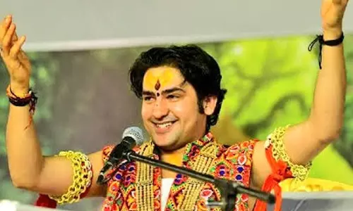 पंडित धीरेन्द्र शास्त्री ने पदयात्रा करने का लिया निर्णय