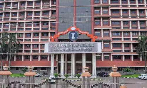 Kochi: केंद्र ने दंपत्ति को एआरटी जारी रखने की अनुमति देने वाले आदेश की अपील की
