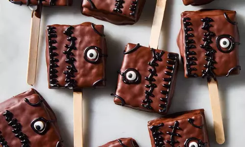 Smores पॉप्स रेसिपी Smores पॉप्स रेसिपी