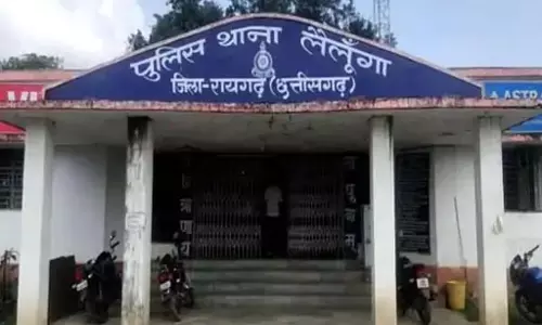 कार से 1 लाख पार, कांच तोड़कर ले उड़ा शातिर कार से 1 लाख पार, कांच तोड़कर ले उड़ा शातिर