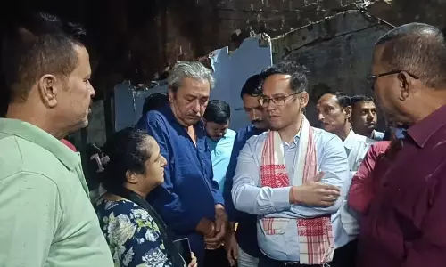 Assam : गौरव गोगोई ने जोरहाट अग्नि स्थल पर स्थिति का मूल्यांकन किया
