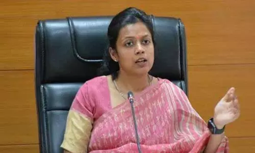 1,66,383 मीट्रिक टन धान की खरीद की गई: DC Ashika Jain 1,66,383 मीट्रिक टन धान की खरीद की गई: DC Ashika Jain