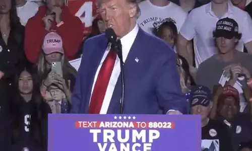 Trump ने हिंदू अमेरिकियों को कट्टरपंथी वामपंथ से बचाने और भारत के साथ संबंध मजबूत करने का संकल्प लिया Trump ने हिंदू अमेरिकियों को कट्टरपंथी वामपंथ से बचाने और भारत के साथ संबंध मजबूत करने का संकल्प लिया