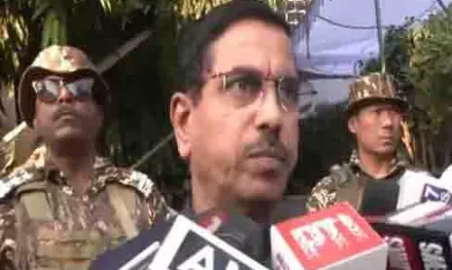 श्रीनगर ग्रेनेड हमले पर आरोप-प्रत्यारोप के खेल पर Prahlad Joshi ने जताया दुख श्रीनगर ग्रेनेड हमले पर आरोप-प्रत्यारोप के खेल पर Prahlad Joshi ने जताया दुख