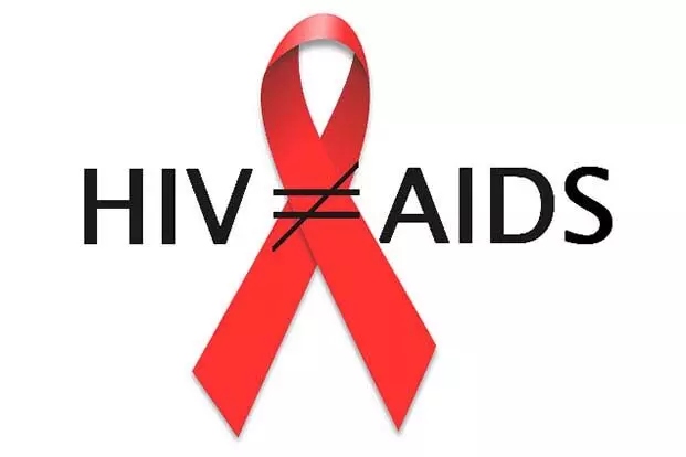 HIV/AIDS संक्रामक नहीं, बल्कि है एक संक्रामक रोग