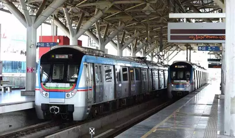 Hyderabad Metro: तकनीकी समस्याओं के कारण ब्लू लाइन मार्ग पर थोड़ी देरी