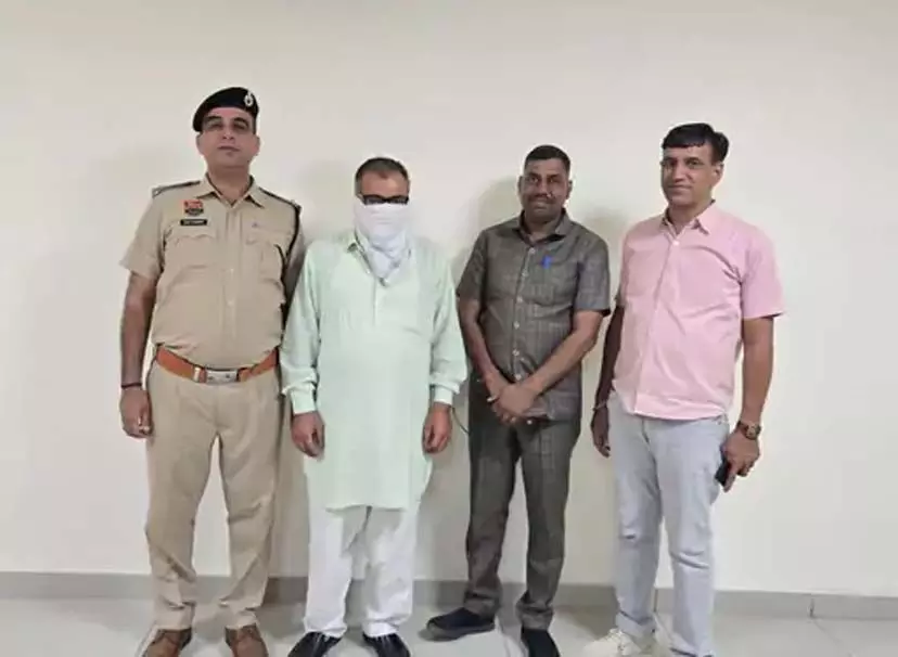 BREAKING: जिला खेल अधिकारी समेत 4 गिरफ्तार, पुलिस ने किया बड़ा खुलासा