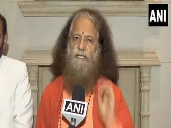 ब्रैम्पशन मंदिर हमला: स्वामी चिदानंद सरस्वती ने NRI से अपनी मातृभूमि को न भूलने को कहा