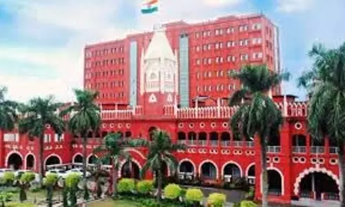 डीएमएफ: हाईकोर्ट ने क्योंझर कलेक्टर को नोटिस जारी किया डीएमएफ: हाईकोर्ट ने क्योंझर कलेक्टर को नोटिस जारी किया