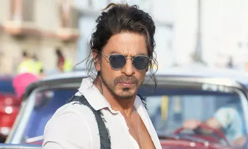 Shah Rukh Khan ने स्मोकिंग बंद कर दिया एक दिन में पीते थे 100 सिगरेट