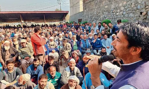 Mir: जनता की समस्याओं का समय पर समाधान सुनिश्चित करें सरकार Mir: जनता की समस्याओं का समय पर समाधान सुनिश्चित करें सरकार
