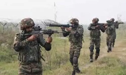 पाकिस्तान ने नियंत्रण रेखा के पास तोपों का परीक्षण किया पाकिस्तान ने नियंत्रण रेखा के पास तोपों का परीक्षण किया
