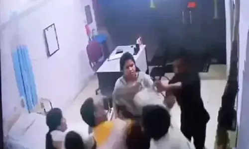 डॉक्टर पर हमला, घायल युवक गिरफ्तार