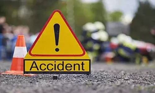 NH-62 पर बाइक और वाहन की टक्कर में दो की मौत NH-62 पर बाइक और वाहन की टक्कर में दो की मौत