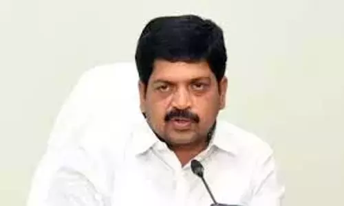 Min. Kollu Ravindra: टीडी सरकार गड्ढों से मुक्त सड़कें बनाने के लिए प्रतिबद्ध Min. Kollu Ravindra: टीडी सरकार गड्ढों से मुक्त सड़कें बनाने के लिए प्रतिबद्ध
