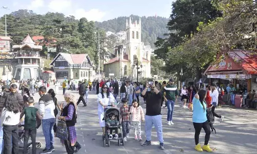 Shimla: सप्ताहांत पर्यटकों की संख्या बढ़ी, होटलों में 45% की बढ़ोतरी