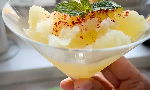 Raw आम ग्रैनिता रेसिपी